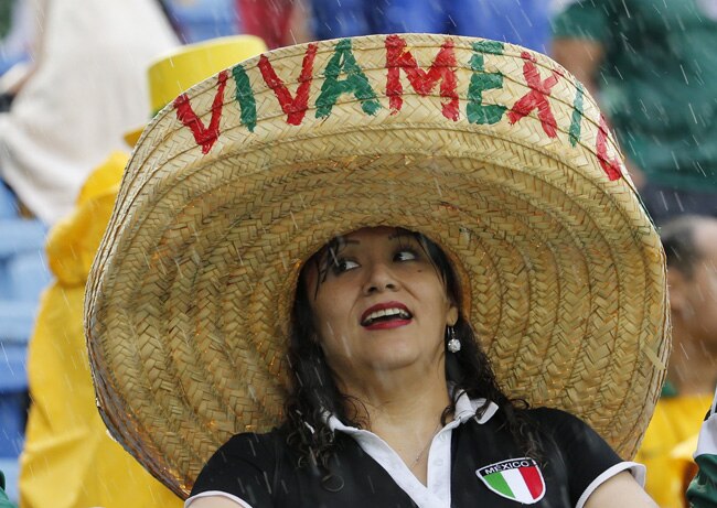 फीफा वर्ल्ड कप 2014: रंग-रंगीले फैन्स ने बढ़ाई रौनक