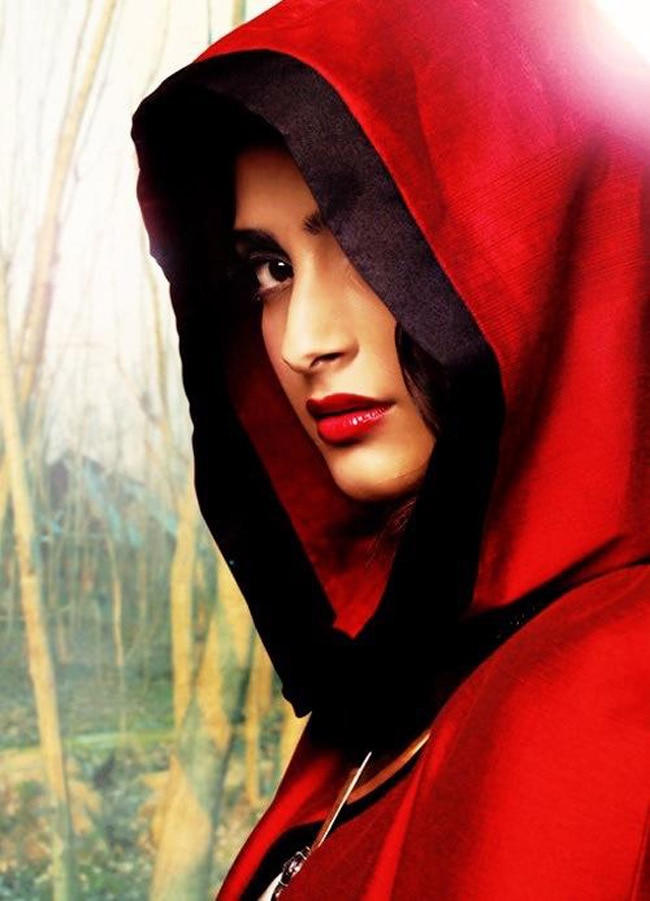 Happy Birthday साेनम कपूर, खूबसूरती और स्‍टाइल का कॉकटेल है सोनम