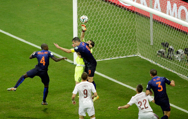 FIFA WC 2014: नीदरलैंड ने ऐसे दी पिछले बार के चैंपियन स्पेन को मात