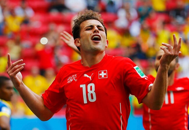 FIFA WC 2014: तस्वीरों में देखिए स्विट्जरलैंड और इक्वाडोर का मैच
