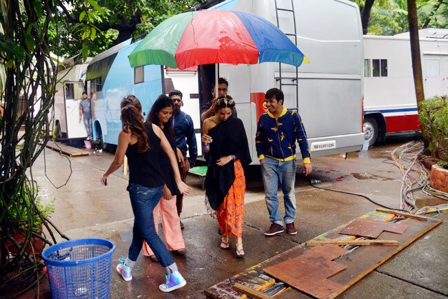 'डॉली की डोली' में 'पॉप रागिनी' मलाइका का First Look