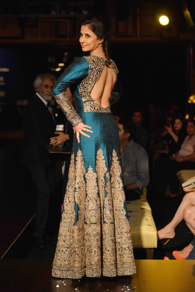 'इंडिया कोट्योर वीक' में रैंप पर आलिया-आदित्य