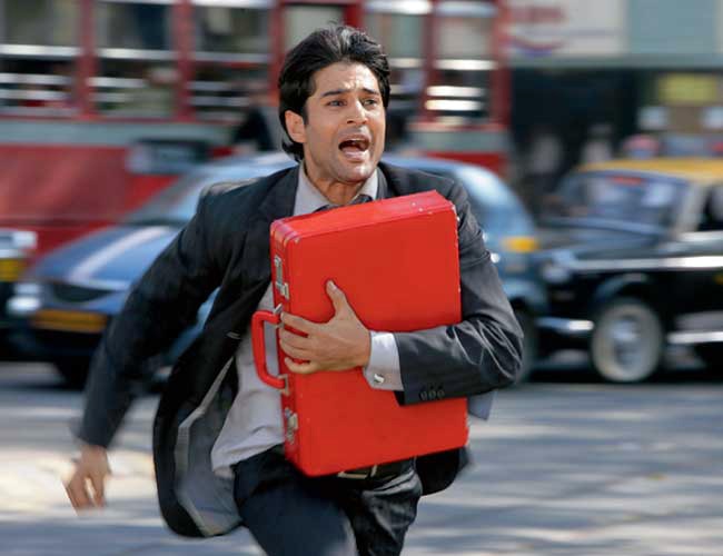 इन सितारों ने लांघी बड़े और छोटे पर्दे की सरहद