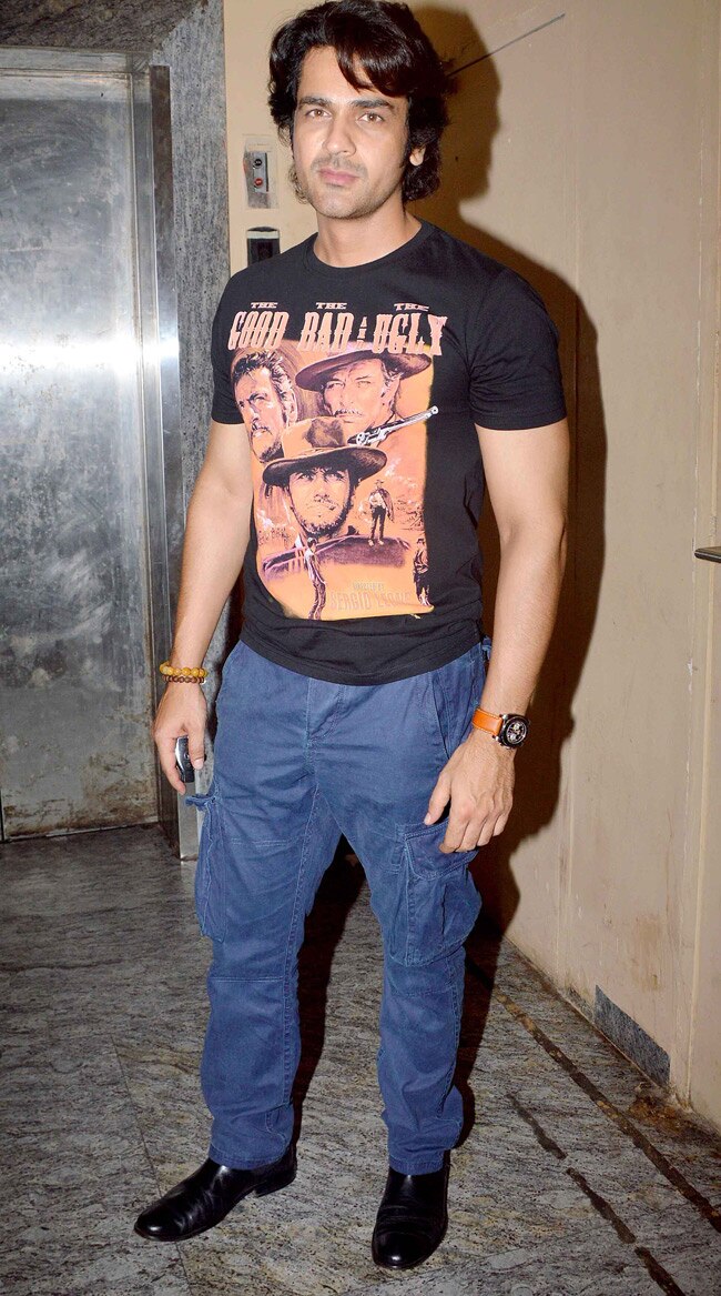 विद्या बालन ने दोस्‍तों के लिए रखी बॉबी जासूस की विशेष स्‍क्रीनिंग