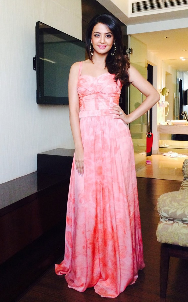 फिल्‍म के प्रमोशन में जुटे बॉलीवुड के सितारे...