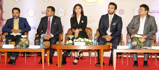 शिल्‍पा राज कुंद्रा का एक अलग अंदाज...