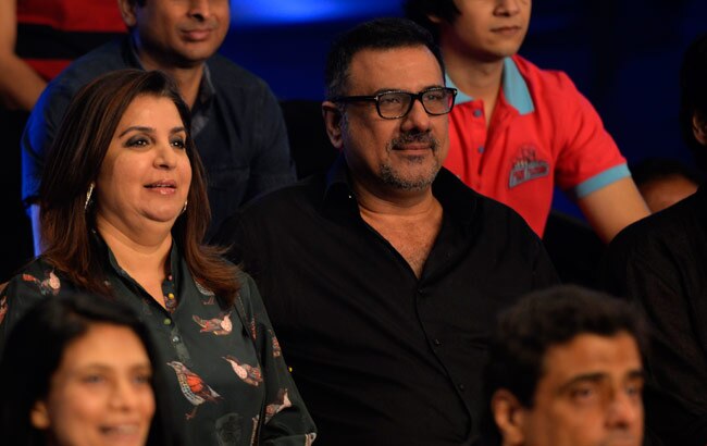 कबड्डी के लिए एक स्टेज पर आए आमिर-शाहरुख