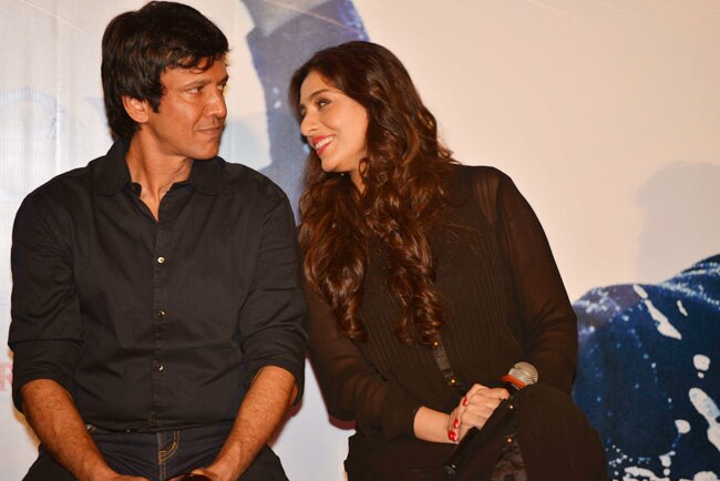 शाहिद और श्रद्धा कपूर ने लॉन्‍च किया फिल्‍म 'हैदर' का ट्रेलर