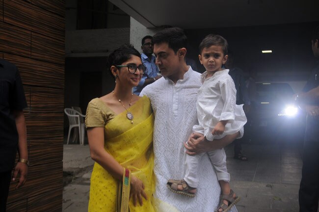 बेटे आजाद के साथ आमिर ने मनाया ईद का जश्‍न