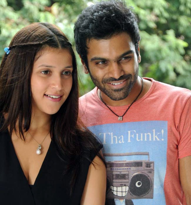 ये हैं प्रियंका चोपड़ा की एक और बहन, जो देंगी बॉलीवुड में दस्‍तक...