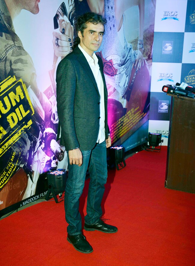 'लेकर हम दीवाना दिल' के प्रीमियर में लगा सितारों का मेला