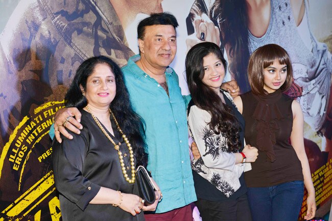 'लेकर हम दीवाना दिल' के प्रीमियर में लगा सितारों का मेला