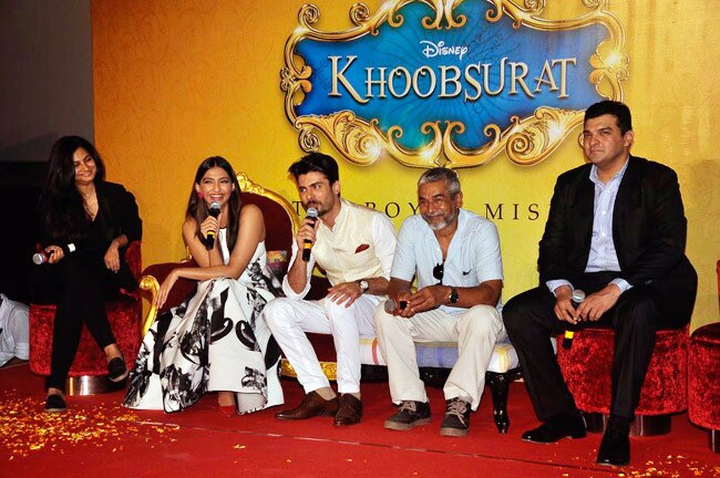 डॉक्टर बन प्रिंस का दिल चुराएंगी 'खूबसूरत' सोनम