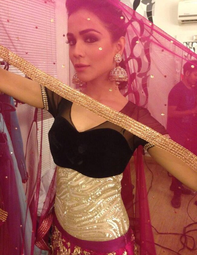 मिलिए पाकिस्तान की सबसे महंगी एक्ट्रेस हुमैमा मलिक से...