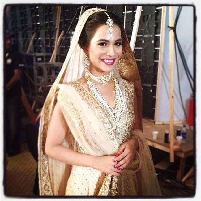 मिलिए पाकिस्तान की सबसे महंगी एक्ट्रेस हुमैमा मलिक से...