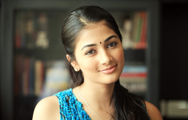 मिलिए रितिक रोशन की नई हिरोइन पूजा हेगड़े से