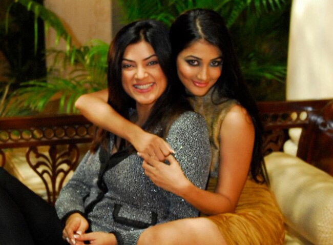 मिलिए रितिक रोशन की नई हिरोइन पूजा हेगड़े से