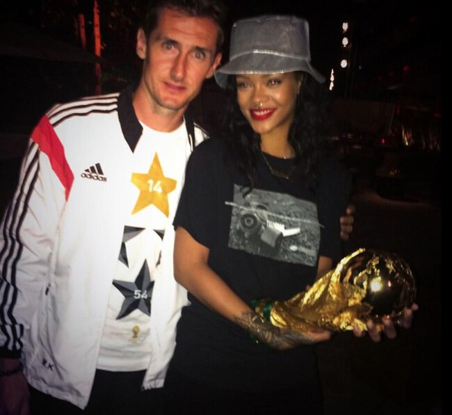 जर्मनी की जीत के बाद कुछ ऐसे झूमीं पॉप स्टार रिहाना