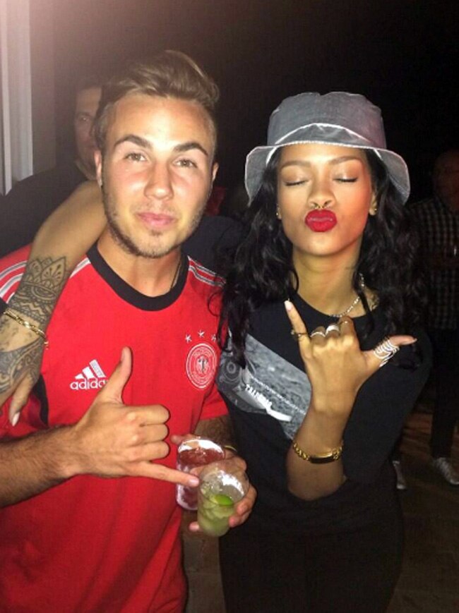 जर्मनी की जीत के बाद कुछ ऐसे झूमीं पॉप स्टार रिहाना