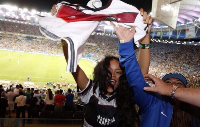 जर्मनी की जीत के बाद कुछ ऐसे झूमीं पॉप स्टार रिहाना