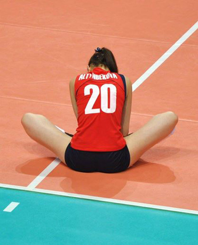 इतनी क्यूट खिलाड़ी कि खेलना भी हुआ मुहाल