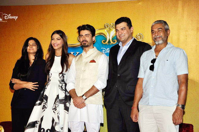 डॉक्टर बन प्रिंस का दिल चुराएंगी 'खूबसूरत' सोनम