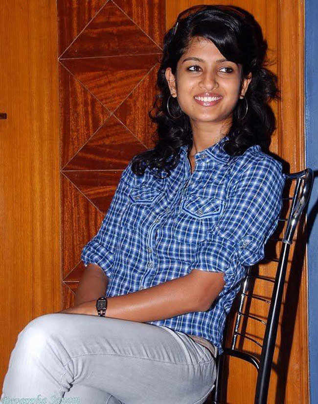 अभिनेत्री वेगा टमोटिया की अनदेखी तस्‍वीरें...