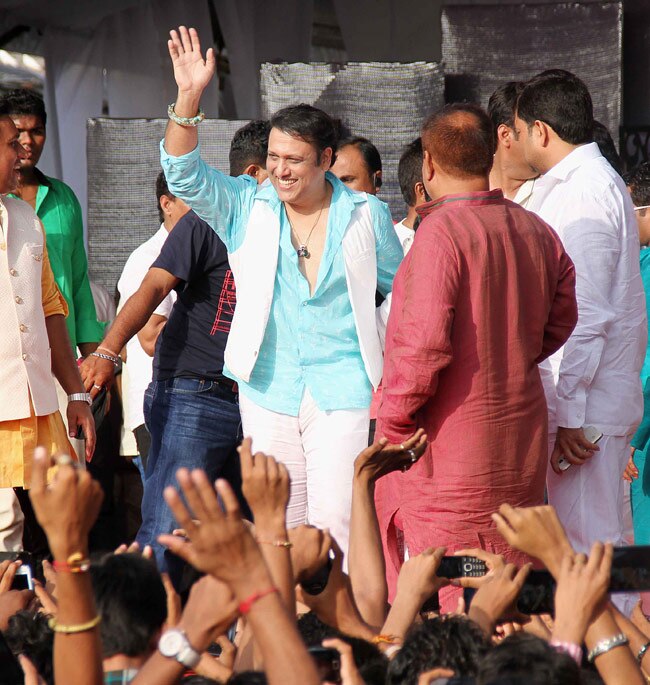 दही हांडी में बॉलीवुड सितारों ने मचाई धूम