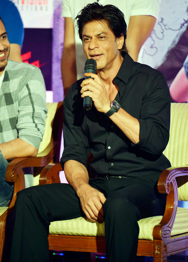 डांस फिल्म को सपोर्ट करने पहुंचे किंग खान