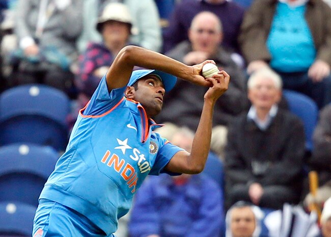 इंग्लैंड को पीट टीम इंडिया ने लिया बदला