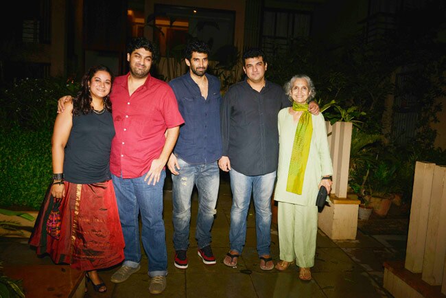 पति सिद्धार्थ की बर्थ डे पार्टी से विद्या बालन गायब