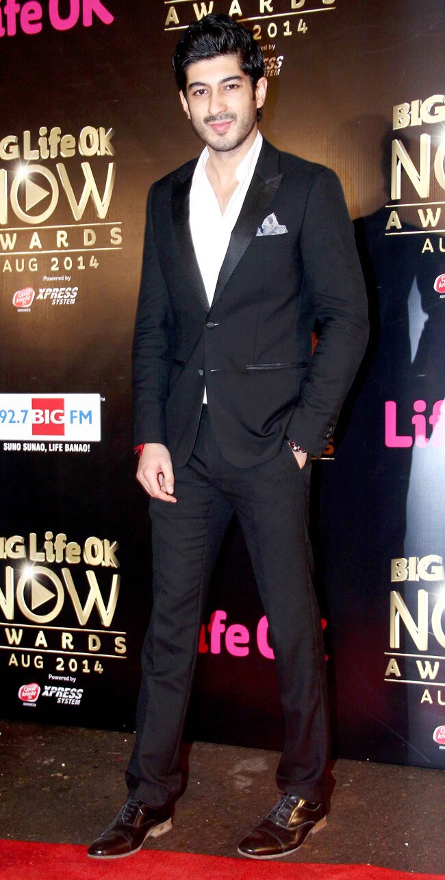 लाइफ OK अवॉर्ड्स में सितारों की चमक...