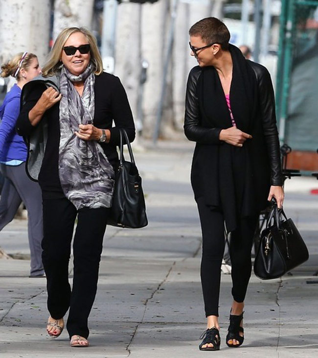 प्लेबॉय से लेकर ऑस्कर तक, बर्थडे गर्ल चार्लीज का सफर