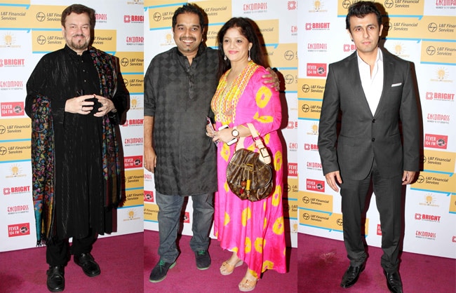 'लिव लव लाफ शान से' कॉन्सर्ट में हस्तियों का जमावड़ा