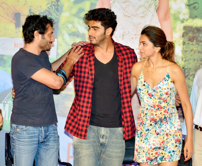 लॉन्च हुआ दीपिका और अर्जुन की फिल्म फाइंडिंग फैनी का टाइटल सॉन्ग