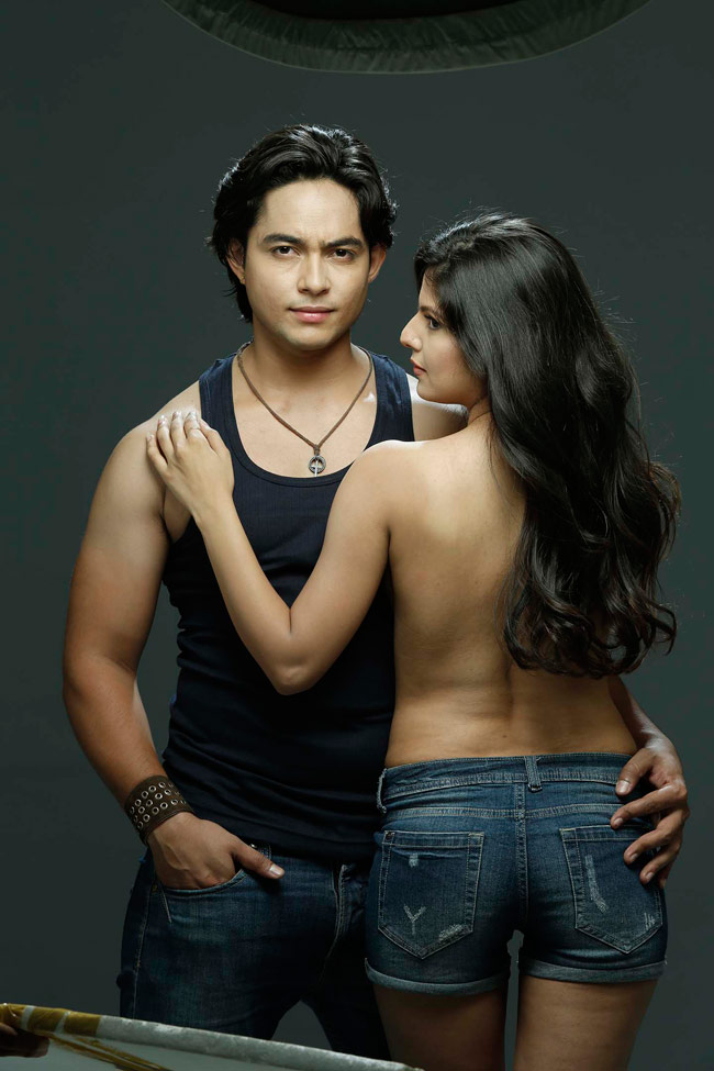 बॉलीवुड में नई 'पूनम पांडे' की एंट्री