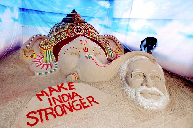 पूरे देश में धूमधाम से मनाई गई गणेश चतुर्थी...