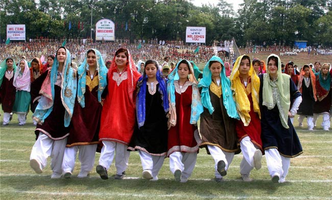 स्वतंत्रता दिवस की तैयारियों में डूबा देश