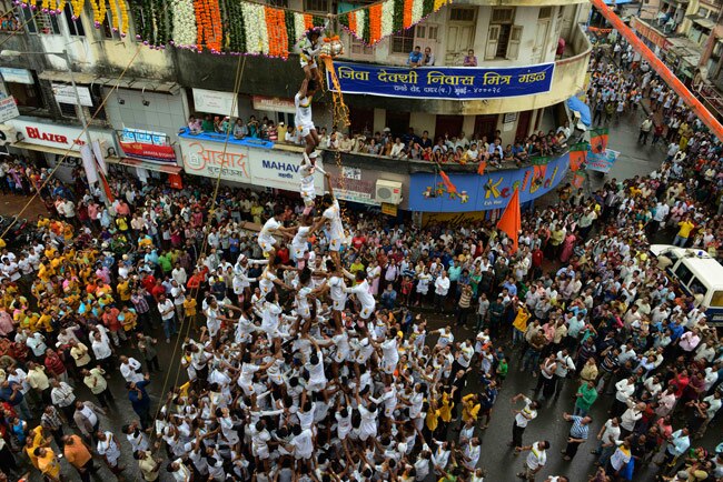 मुंबई में 'गोविंद आला रे' की धूम