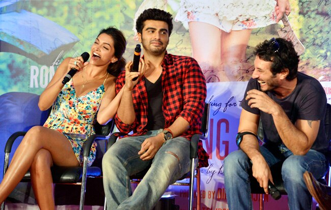 लॉन्च हुआ दीपिका और अर्जुन की फिल्म फाइंडिंग फैनी का टाइटल सॉन्ग