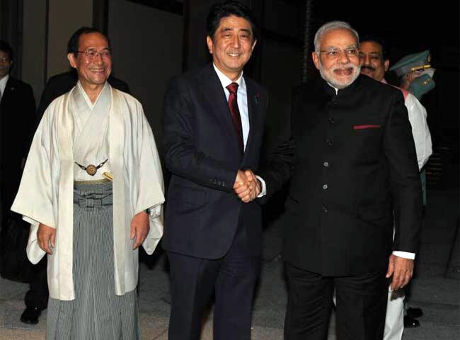 प्रधानमंत्री नरेंद्र मोदी के जापान दौरे के पहले दिन की झलकियां