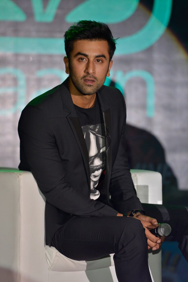 रणबीर कपूर ने अमेरिकी डिजिटल कंपनी Saavn के साथ मिलाया हाथ