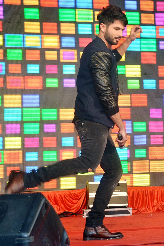 'हैदर' के प्रमोशन में जुटे श्रद्धा और शाहिद कपूर