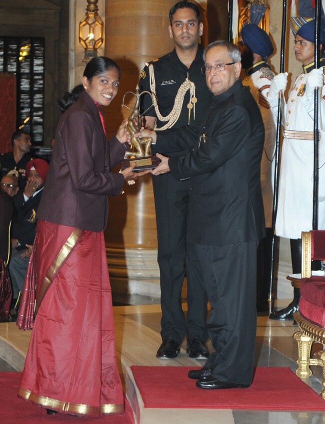 कोई नहीं बना 'खेल रत्न', राष्ट्रपति ने बांटे अर्जुन अवॉर्ड्स