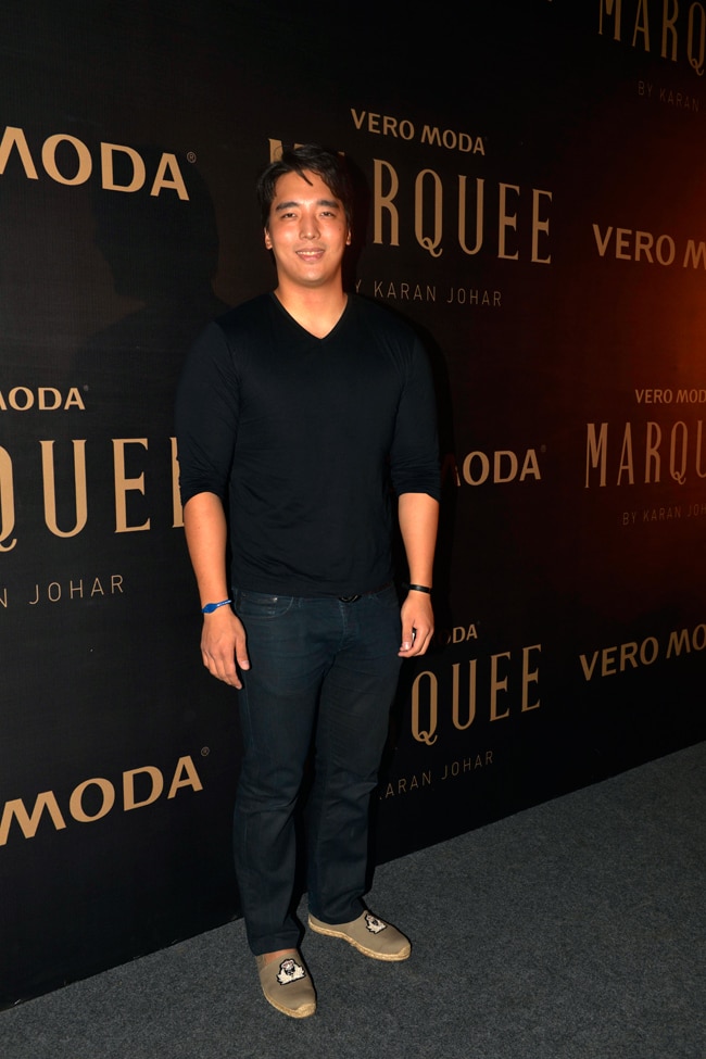 हुस्न की मलिकाओं ने लूट ली करन जौहर की शाम