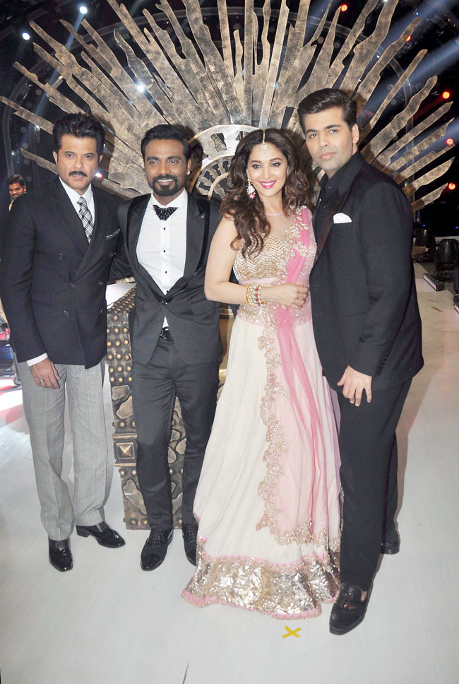 'झलक दिखला जा-7' के सेट पर अनिल-माधुरी ने फरमाया इश्क