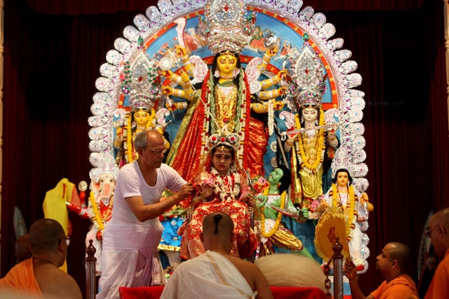 देवी के नौ रूपों की साधना का महापर्व है नवरात्र