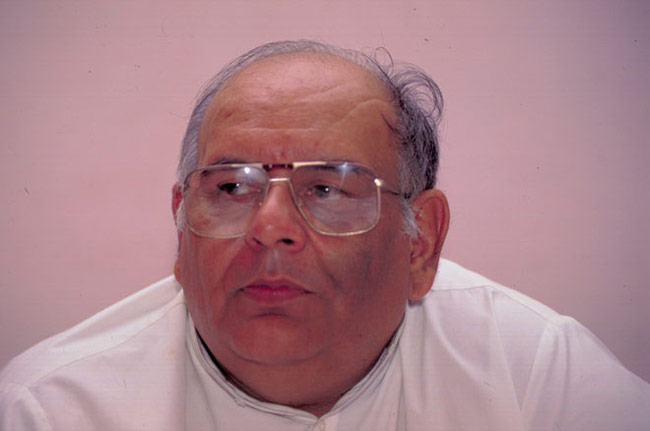 तस्वीरों में लोकसभा और गांधी परिवार का रिश्ता...