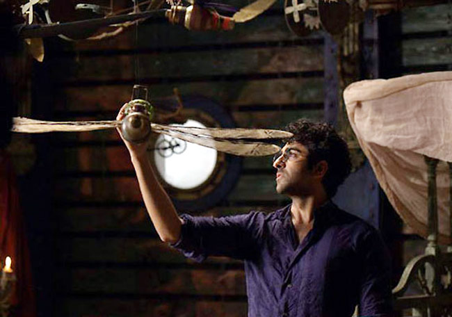 बॉलीवुड में आया असली कहानियों का दौर