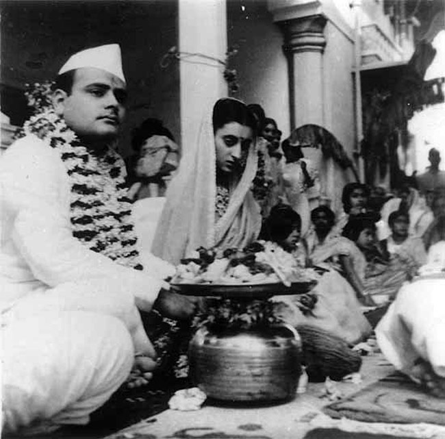 तस्वीरों में लोकसभा और गांधी परिवार का रिश्ता...